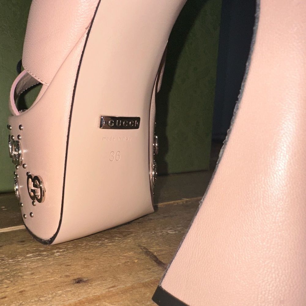 Gucci Interlocking G Stud Sandals - image 7
